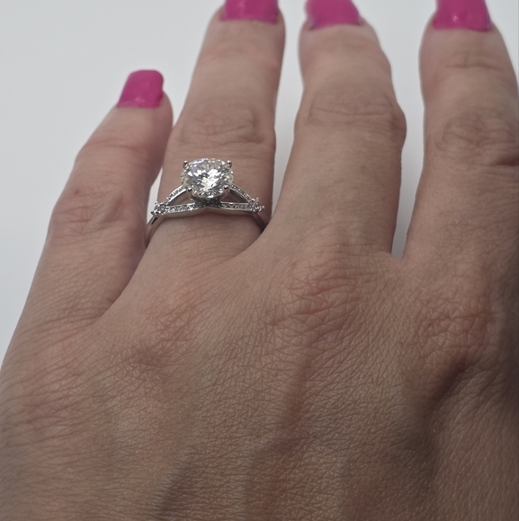 2ct MOISSANITE ADJUSTABLE RING Silver Diamond Ring - Picture 2 of 14